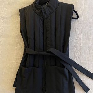 Cos Thermal BLACK Vest.  OS. Never Worn